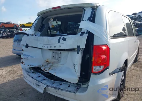 2014 Dodge Grand Caravan Sxt z USA, uszkodzony, nr VIN 2C4RDGCG7ER244691